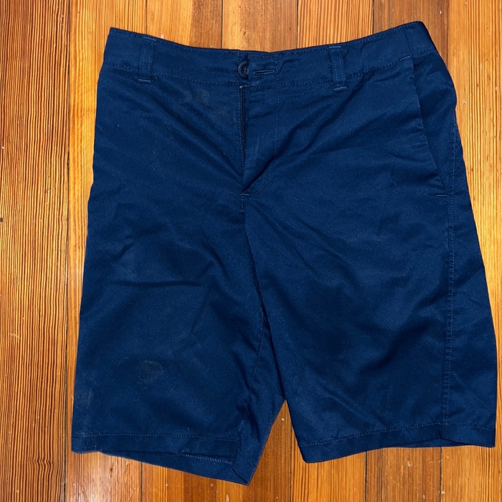 Golf shorts, navy color by Under Armour in excellent condition